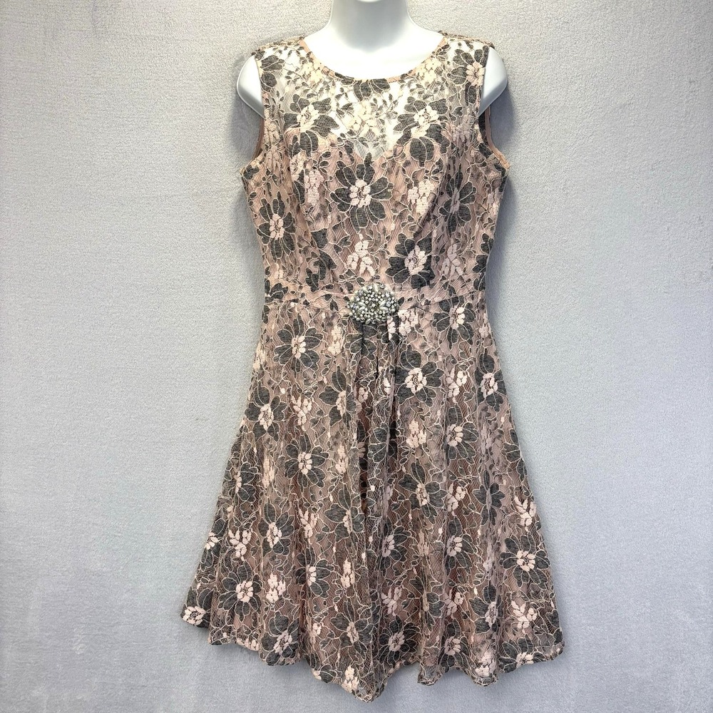 Lovely By Adrianna Papell Lace Fit Flare Dress Womens 8 Pink Floral Beaded Party